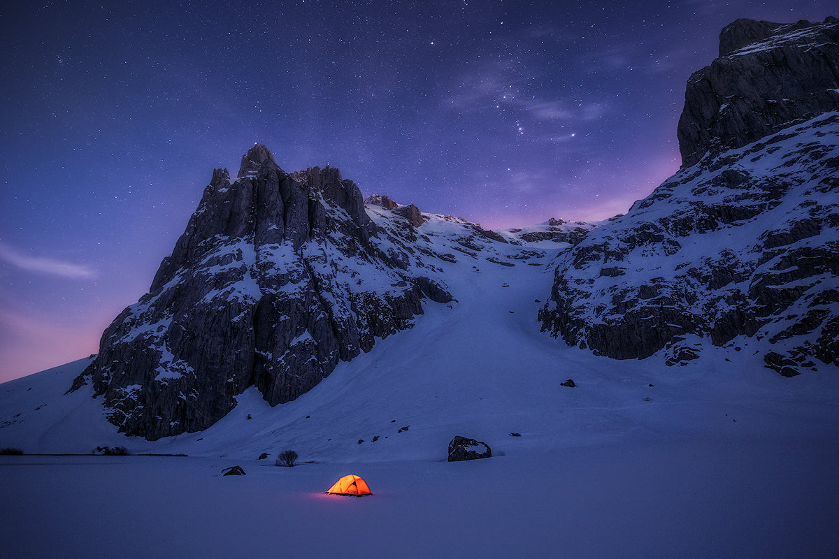 the loneliness of the mountains Poster och Canvastavla