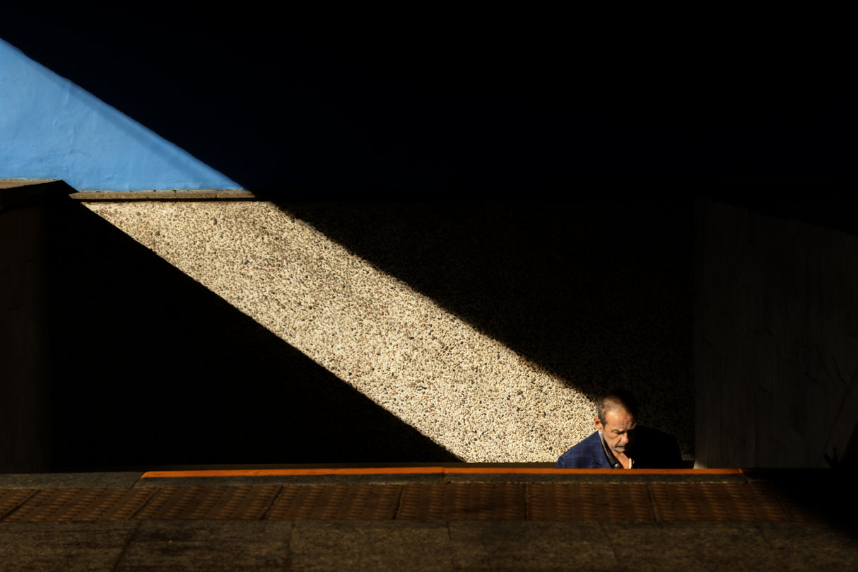 Man at the end of the light Poster och Canvastavla