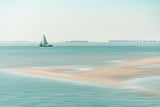 Passing a sandbank Poster och Canvastavla