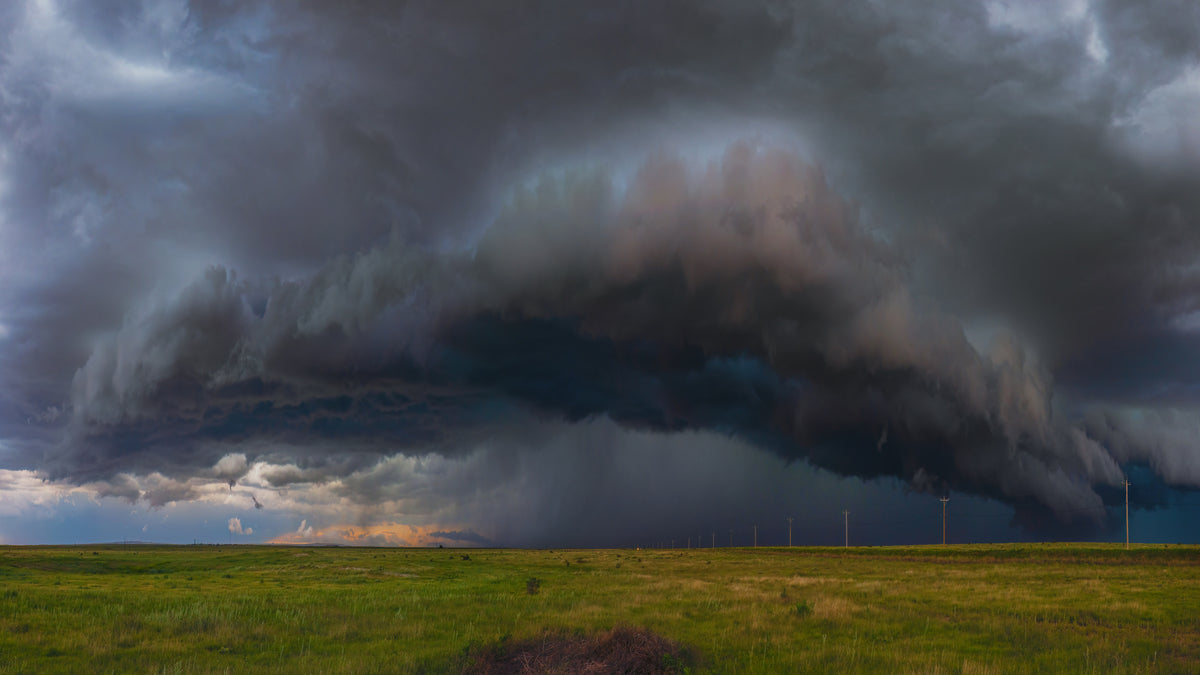 The Storm is Here Poster och Canvastavla