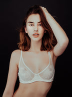 SENSUAL BEAUTY [Romana U] Poster och Canvastavla