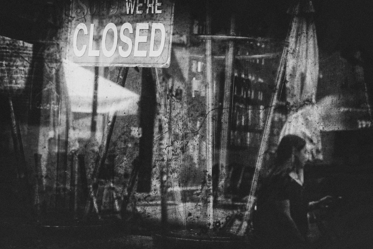 we are closed Poster och Canvastavla