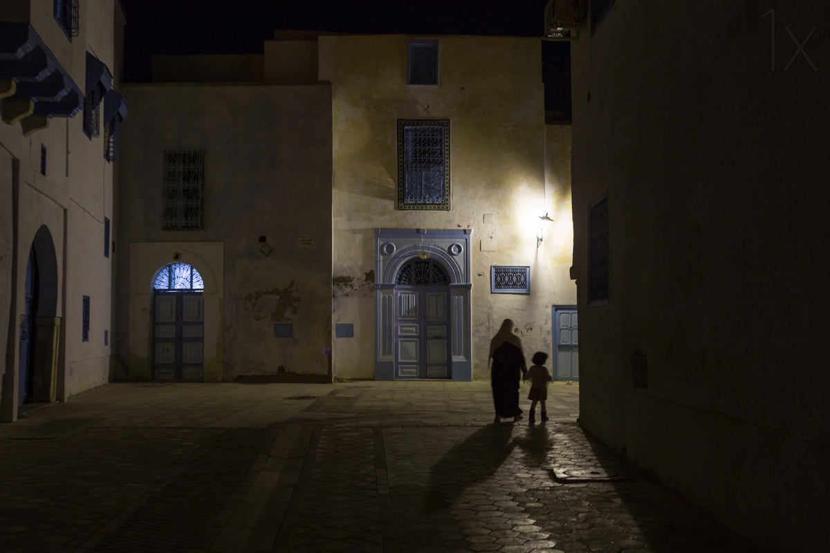 A quiet evening in Kairouan Poster och Canvastavla