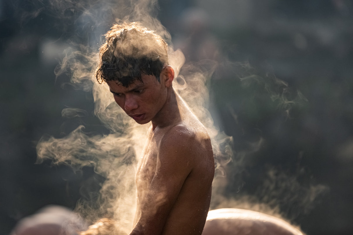 A Sacred Bath Poster och Canvastavla