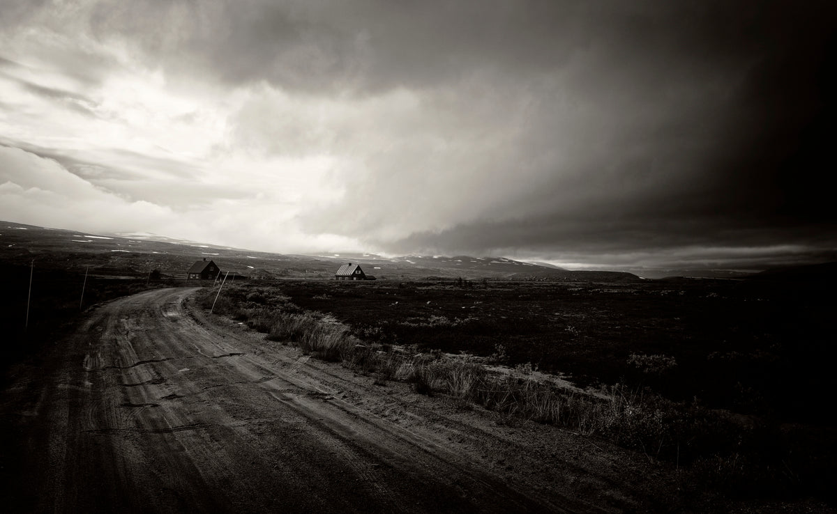 Dark clouds Poster och Canvastavla