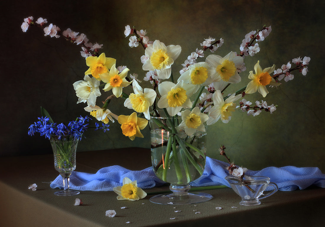 Still life with spring flowers Poster och Canvastavla