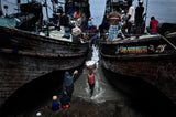 Woman begging for some fish-Bangladesh Poster och Canvastavla