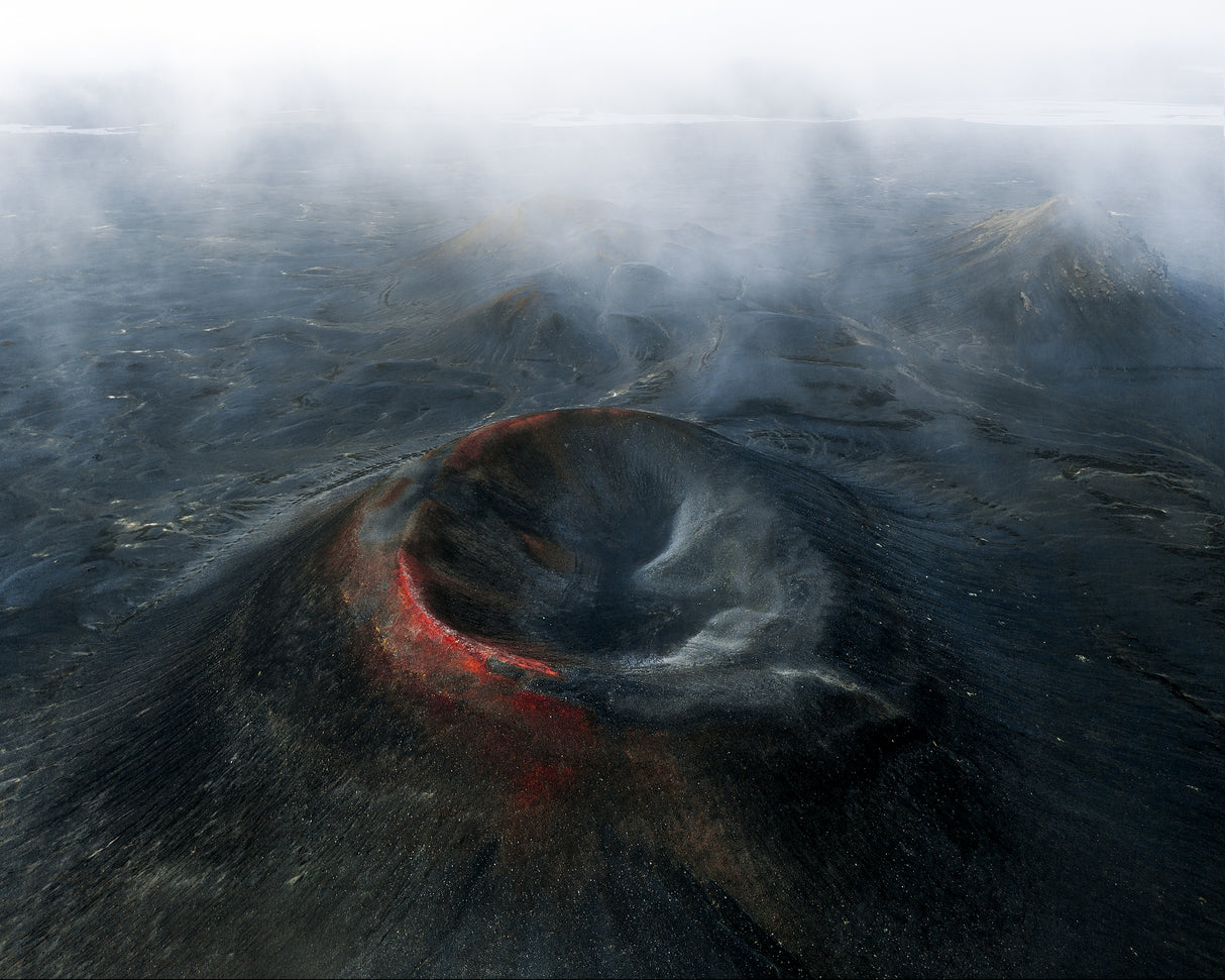 Dark and Moody Iceland Poster och Canvastavla