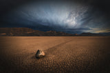 Racing Across the Desert Poster och Canvastavla