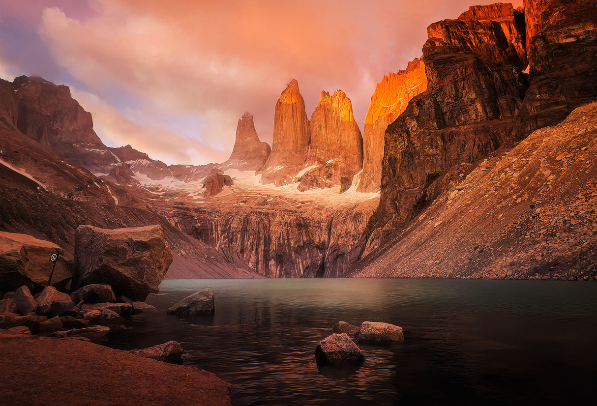Sunrise in the Three Towers Poster och Canvastavla
