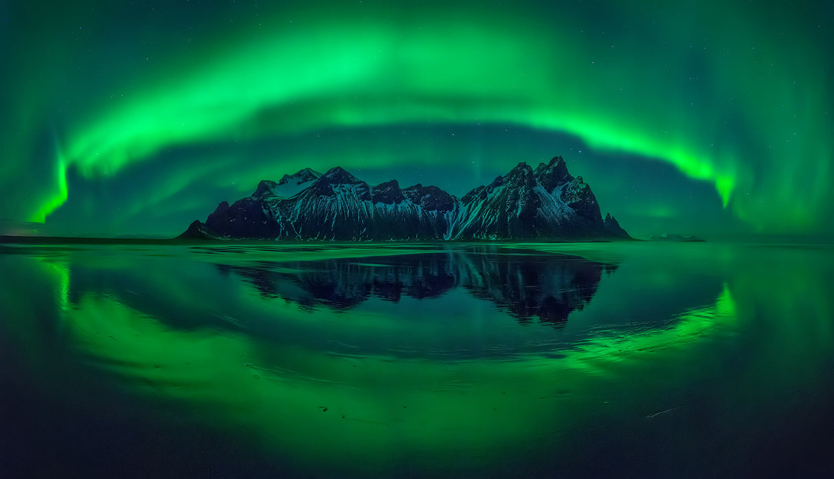 Eye of Stokksnes Poster och Canvastavla