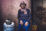 The teapot and the Malagasy woman Poster och Canvastavla