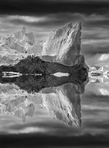 Reflected Glory Poster och Canvastavla