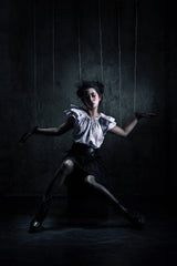 Marionette: Play Me Poster och Canvastavla
