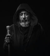 A MYSTERIOUS OLD MAN Poster och Canvastavla