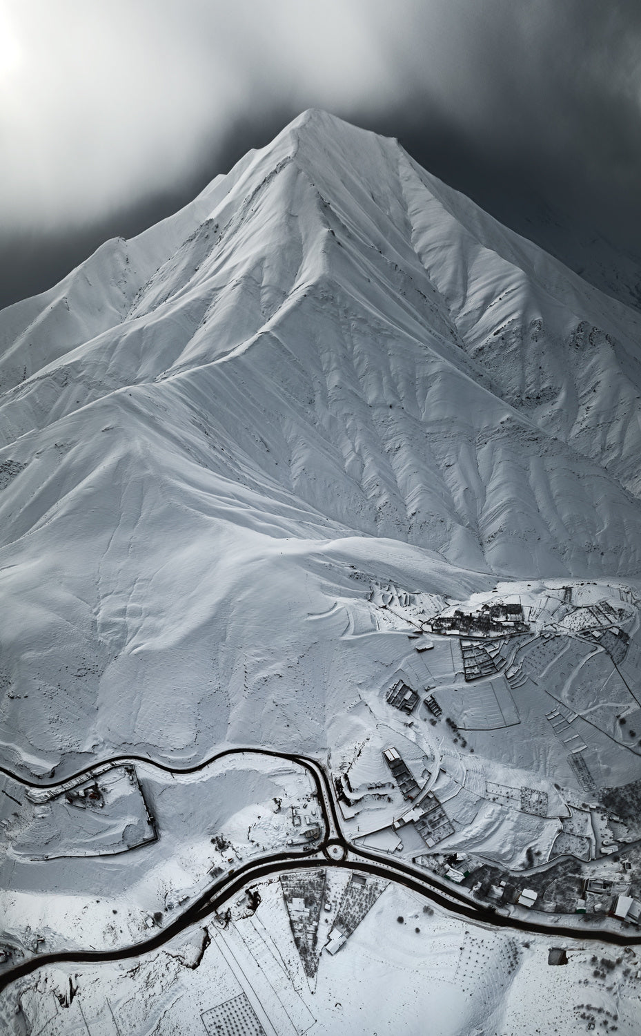Wintry Theme in Alborz Mountains II Poster och Canvastavla