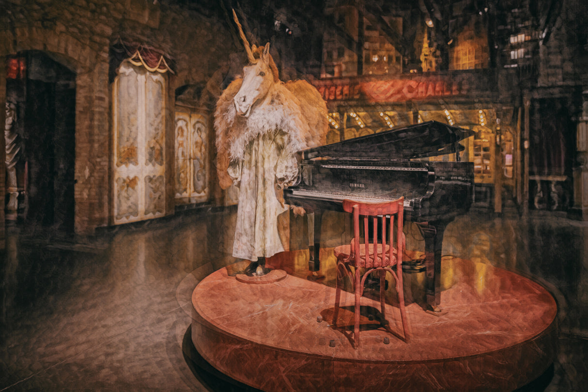 on piano: the unicorn Poster och Canvastavla