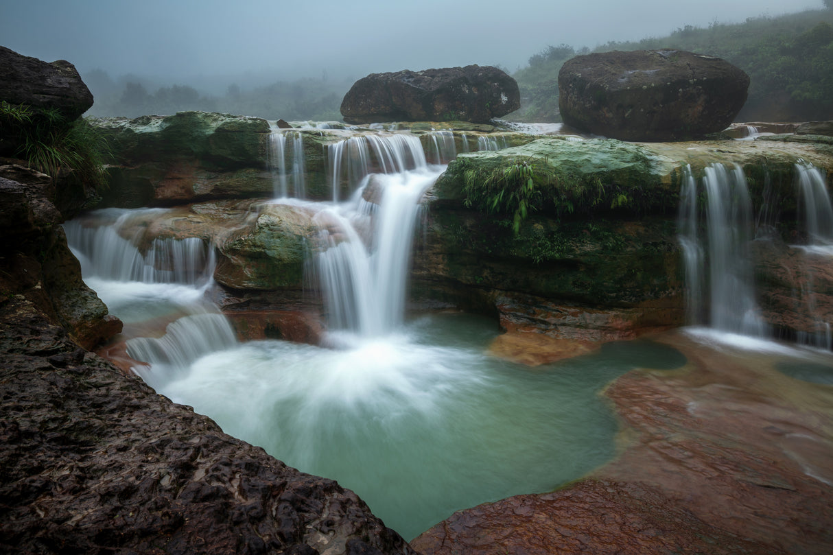 Mesmerizing HEART Falls, Meghalaya, India Poster och Canvastavla