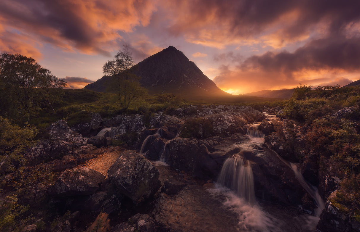 Etive Mor Poster och Canvastavla