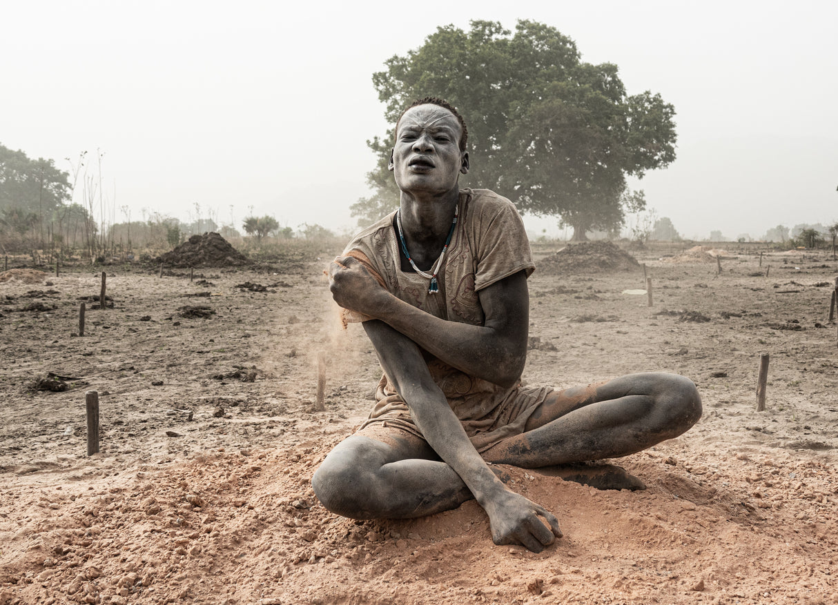 Daily ritual at Toch Manga mundari camp, South Sudan Poster och Canvastavla