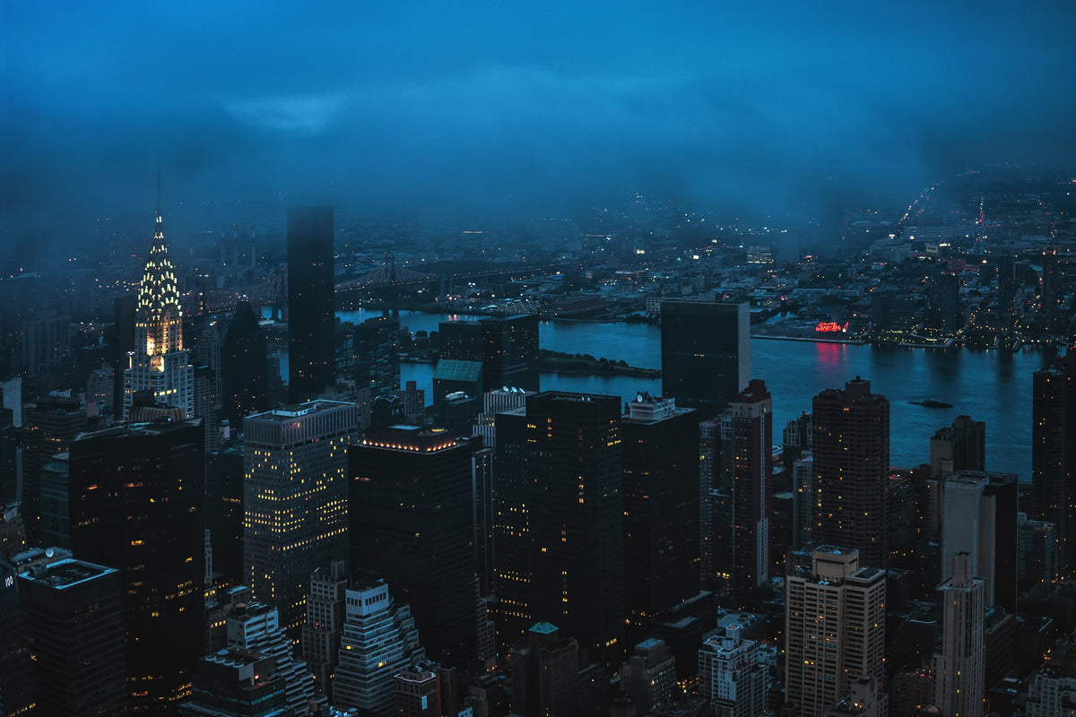 rainy day in the city Poster och Canvastavla