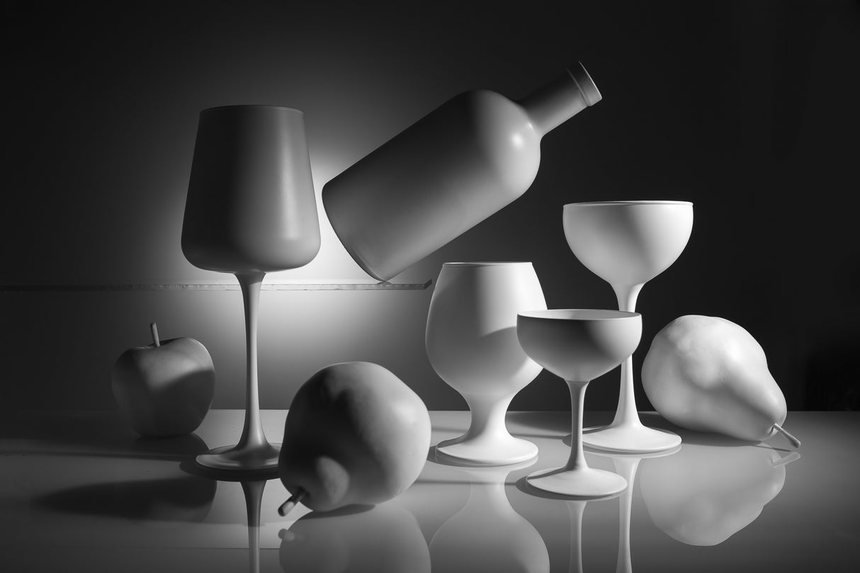 From the series "White on Black" Poster och Canvastavla