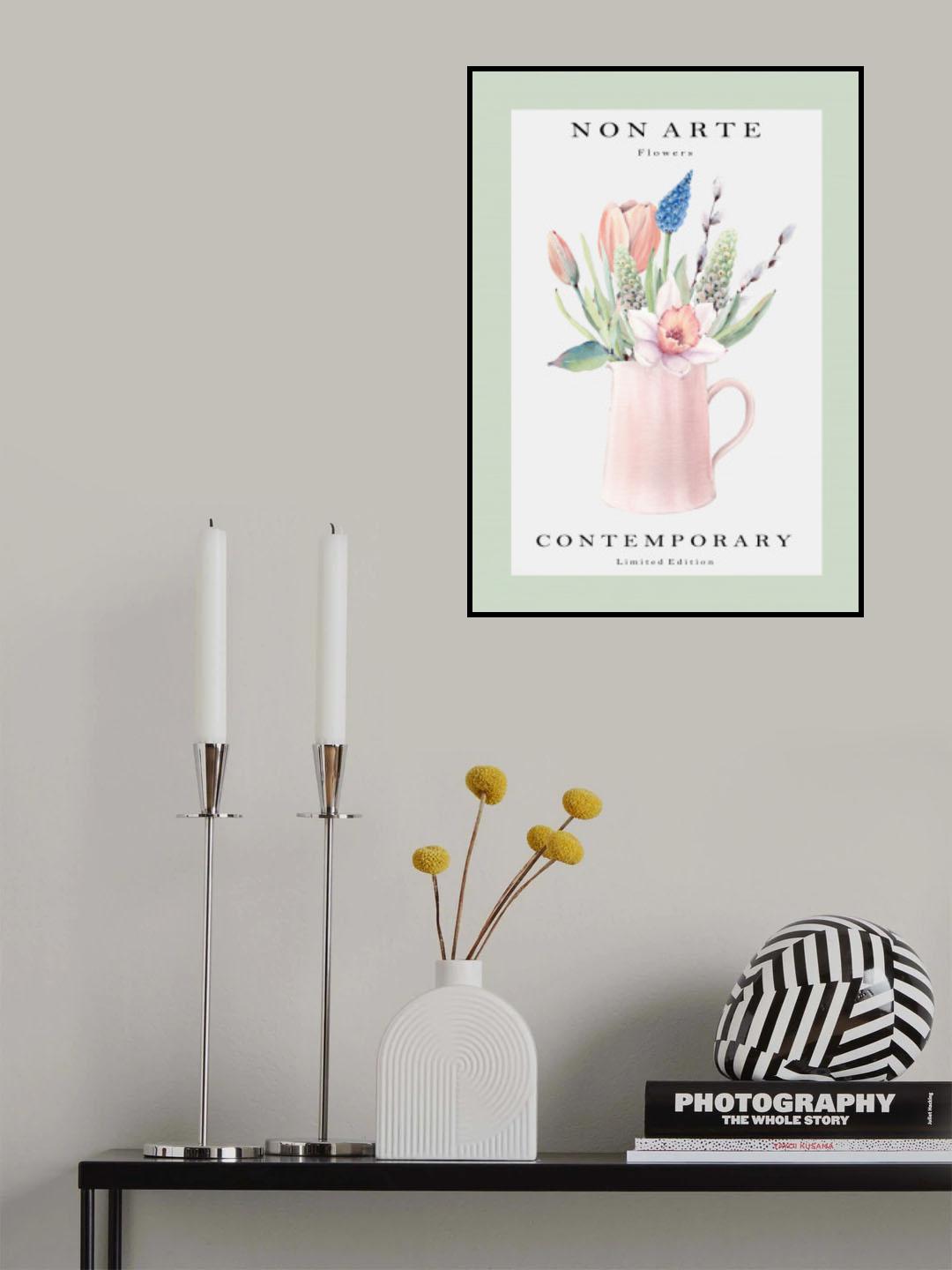 Non Arte Green flower vase Poster och Canvastavla