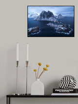 Drama in Hamnoy Poster och Canvastavla