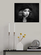 La Dame en Noir Poster och Canvastavla