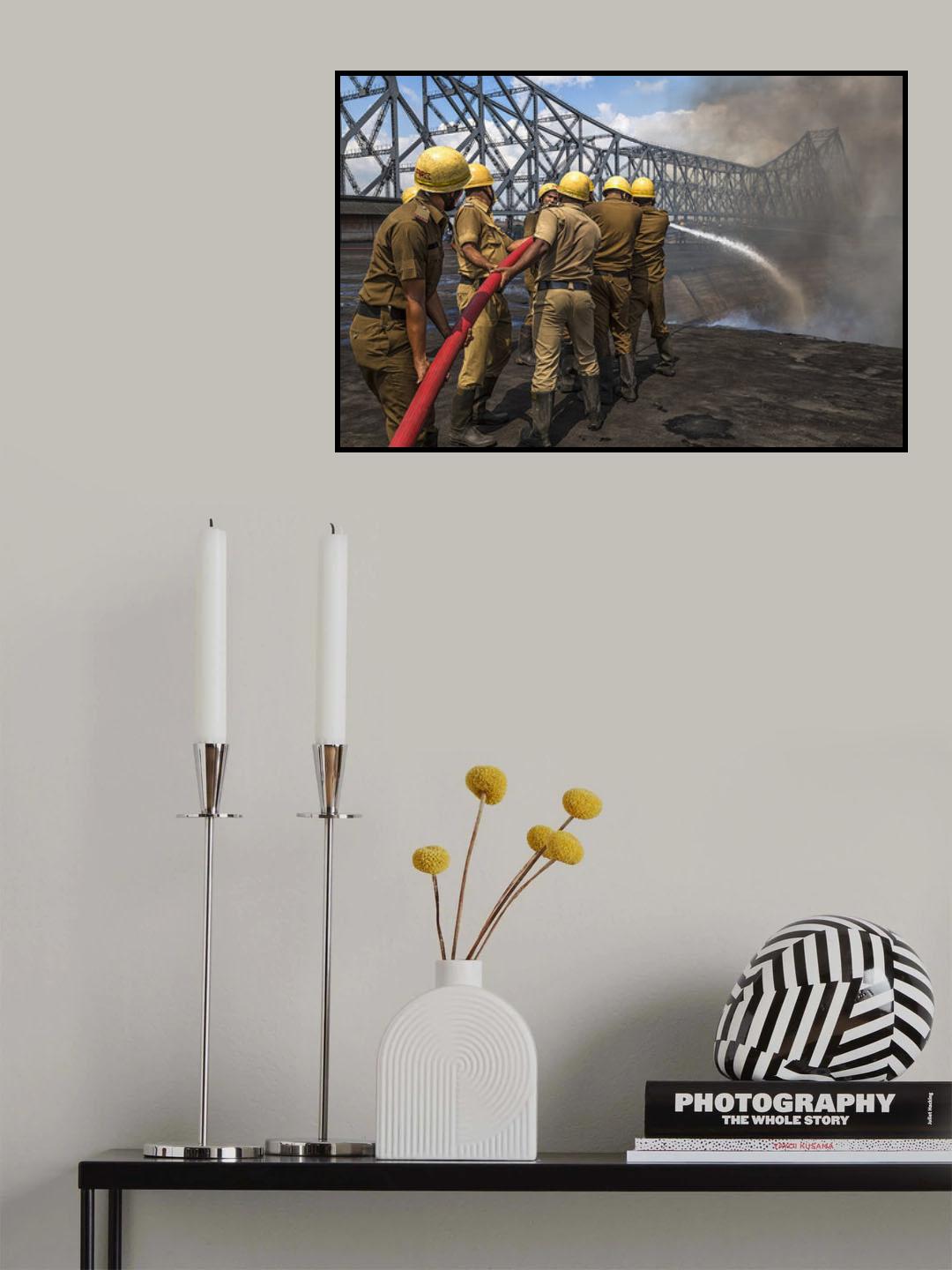 Dousing the raging smoke Poster och Canvastavla