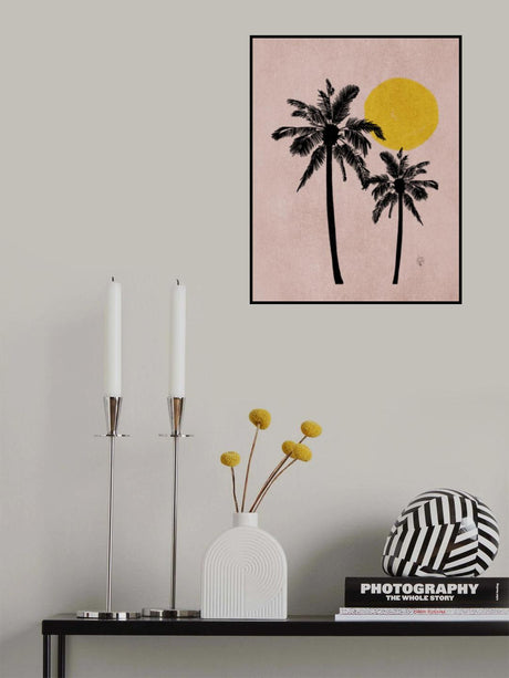 Pink Bg Palm Tree Erum Khalili.png Poster och Canvastavla