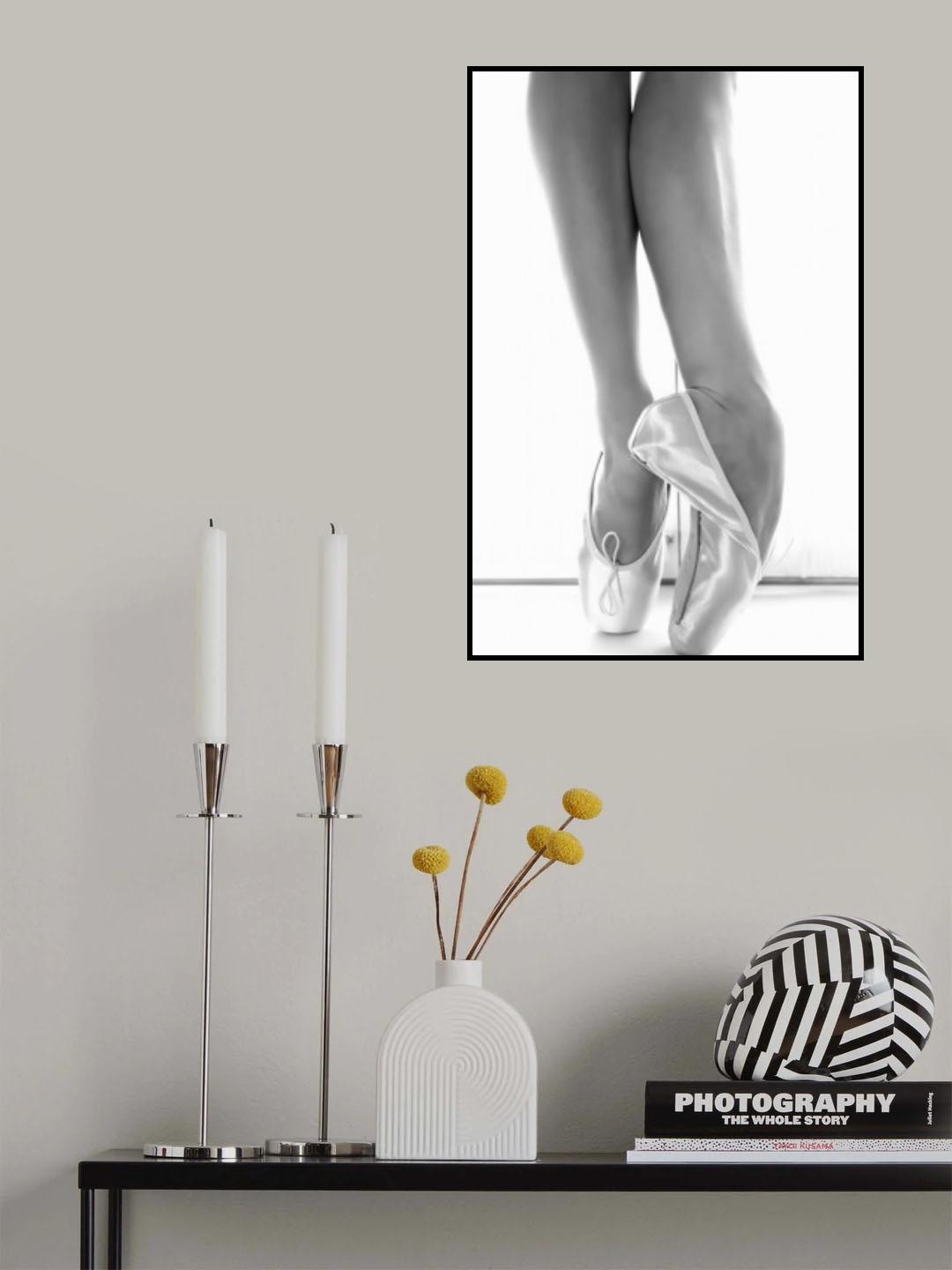 On pointe Poster och Canvastavla