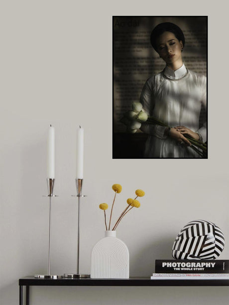 Portrait of Hue teenage girl in Vietnam Poster och Canvastavla