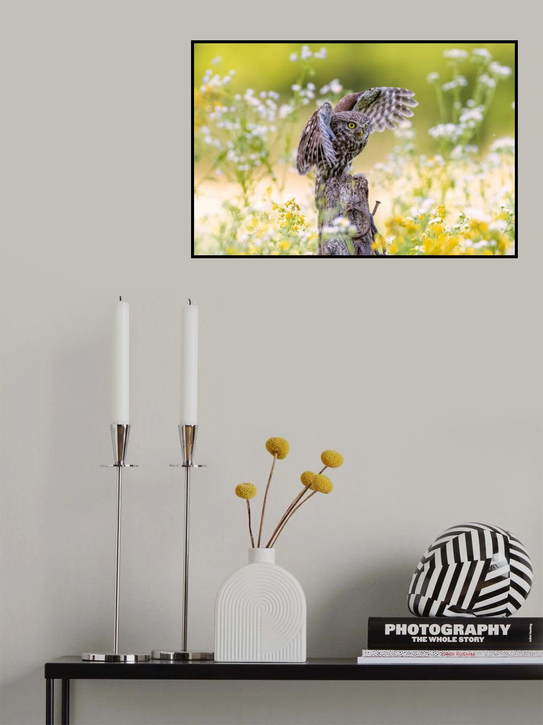 A ghost among the flowers Poster och Canvastavla