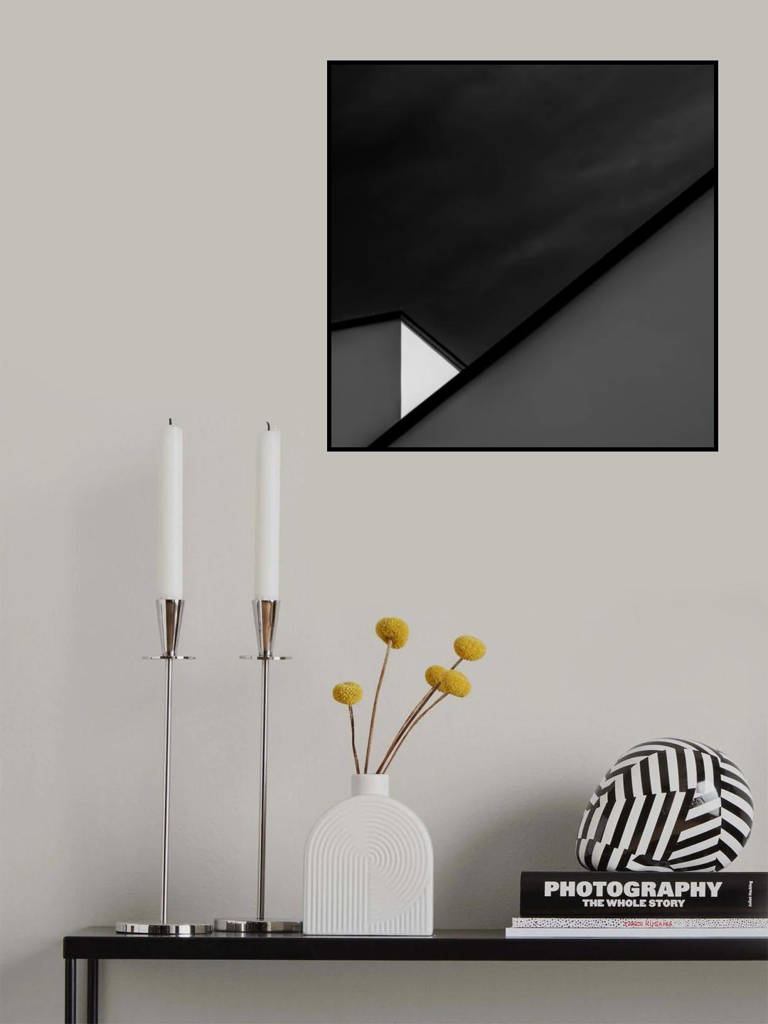 lying triangle Poster och Canvastavla