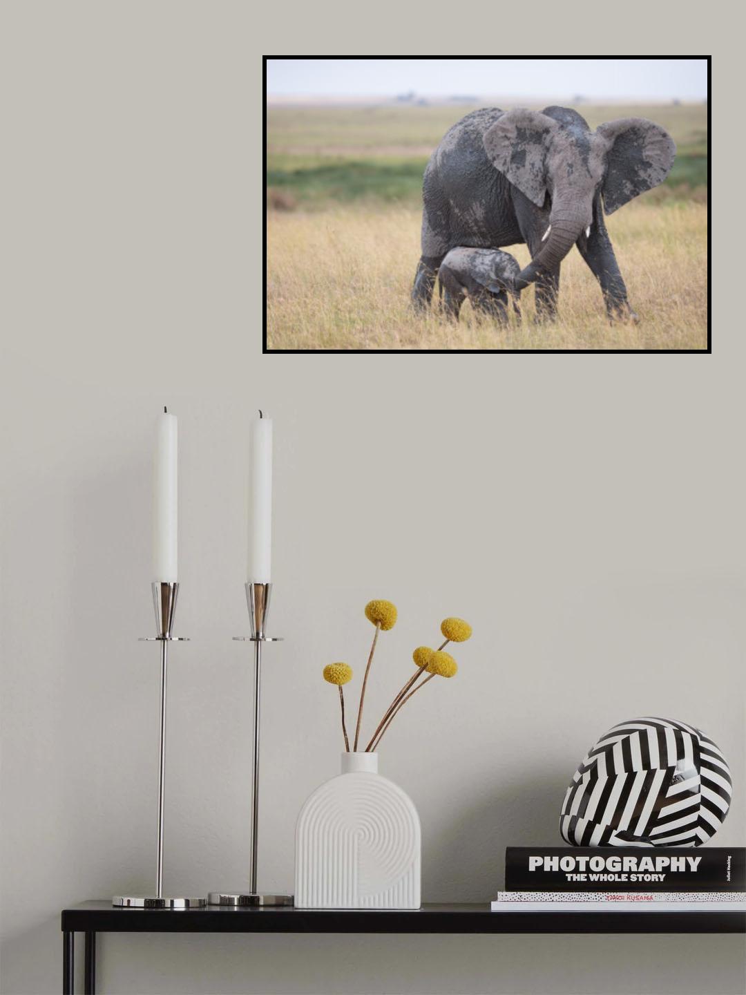 Under Mother's Embrace Poster och Canvastavla