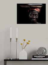 Woman selling at the market, Benin Poster och Canvastavla