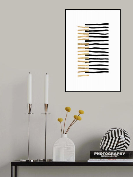 Gold on Black Lines Poster och Canvastavla