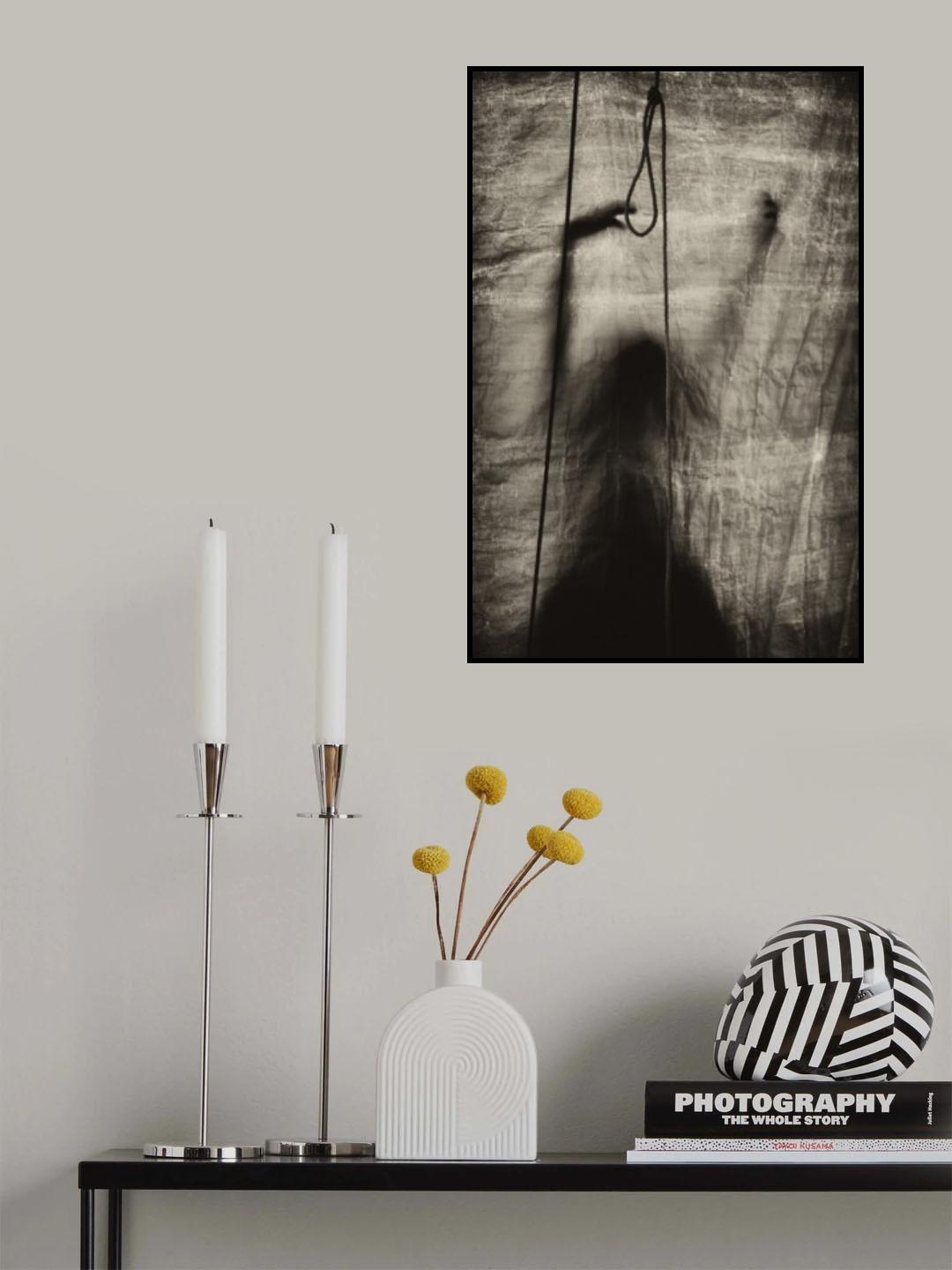 Broken Strings Poster och Canvastavla