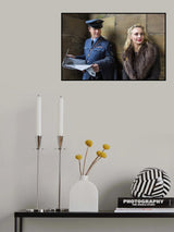" The Girl on the Station " Poster och Canvastavla