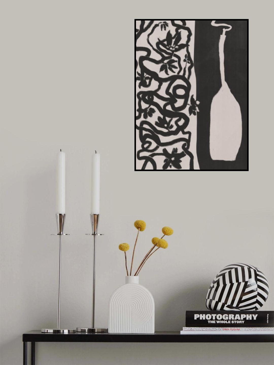 Vine and Vase Poster och Canvastavla