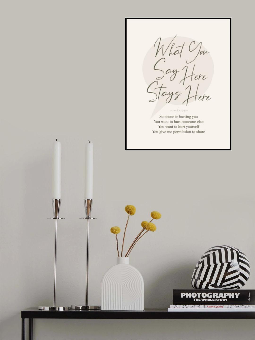 Stays Here No1 Poster och Canvastavla