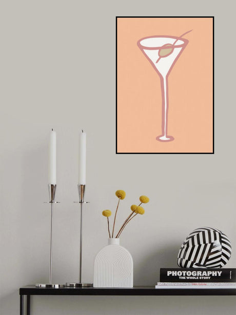 Olive In Glass Peach Fuzz Poster Poster och Canvastavla