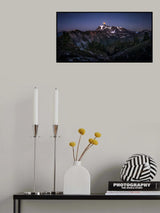 Blood Moon over Mt. Shuksan Poster och Canvastavla
