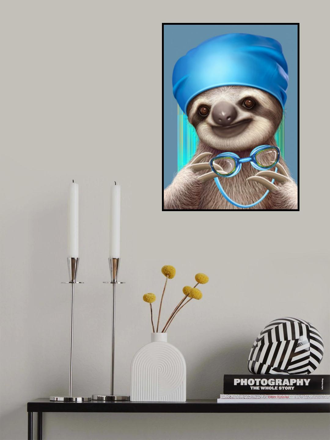 SLOTH WITH GOGGLES Poster och Canvastavla