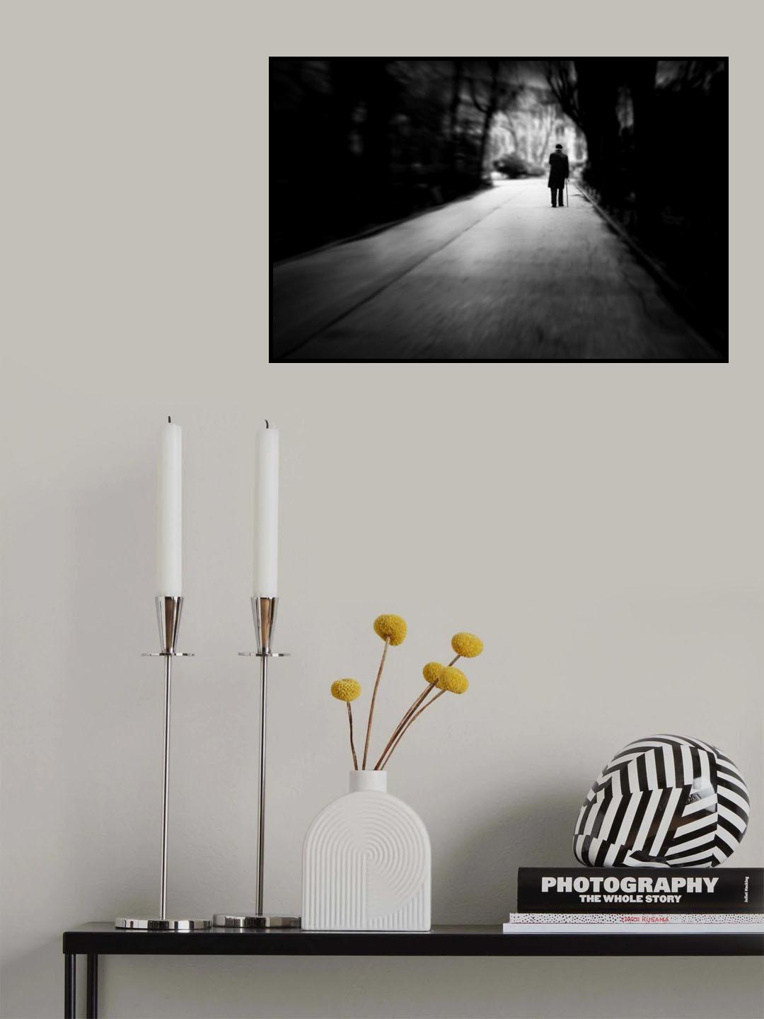 Old man walking Poster och Canvastavla