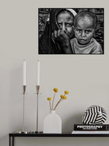 Homeless woman and her child in the streets of Addis Abbaba Poster och Canvastavla