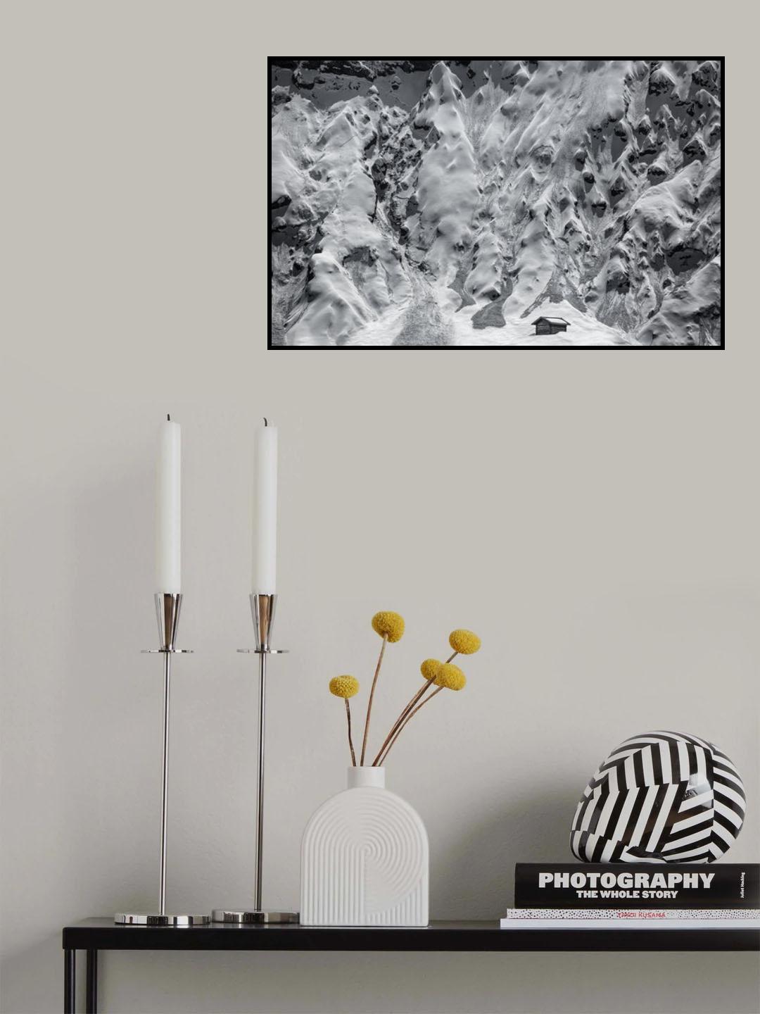 cradled by mountains Poster och Canvastavla