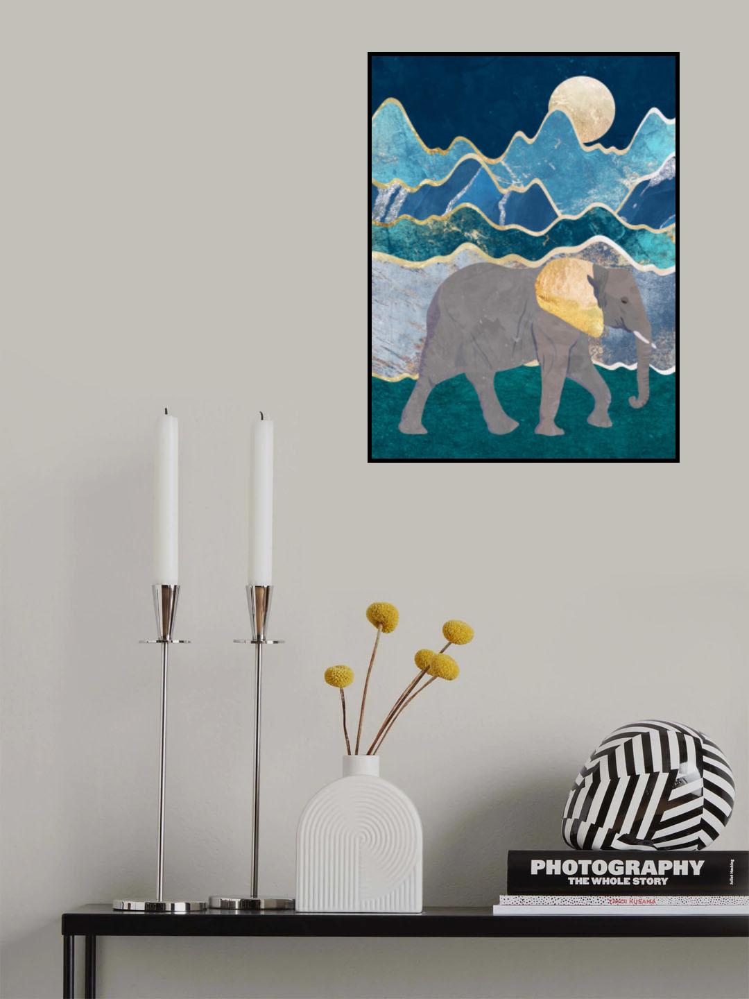 Metallic Elephant in the Moonlit Mountains Poster och Canvastavla