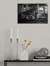 Abandoned Hospital Poster och Canvastavla